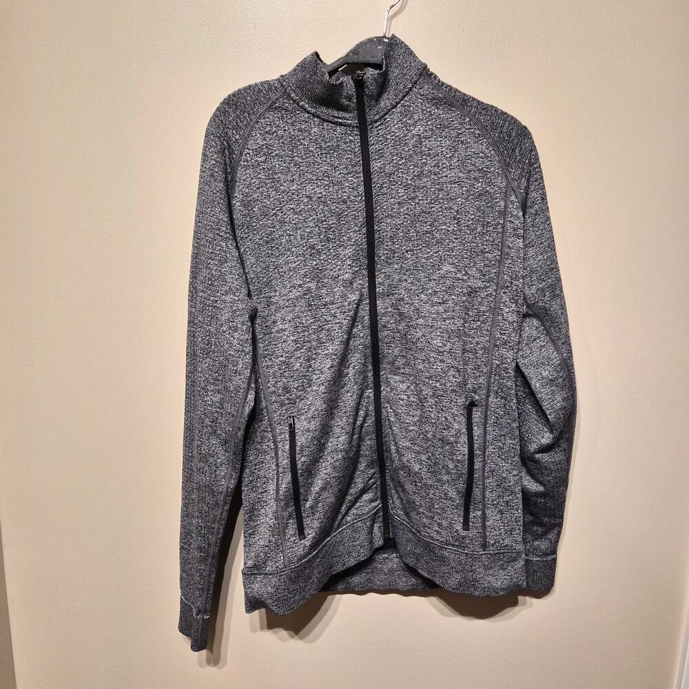Lululemon Engineered Warmth Jacket Men's Medium Black and White Pockets M3BPUS